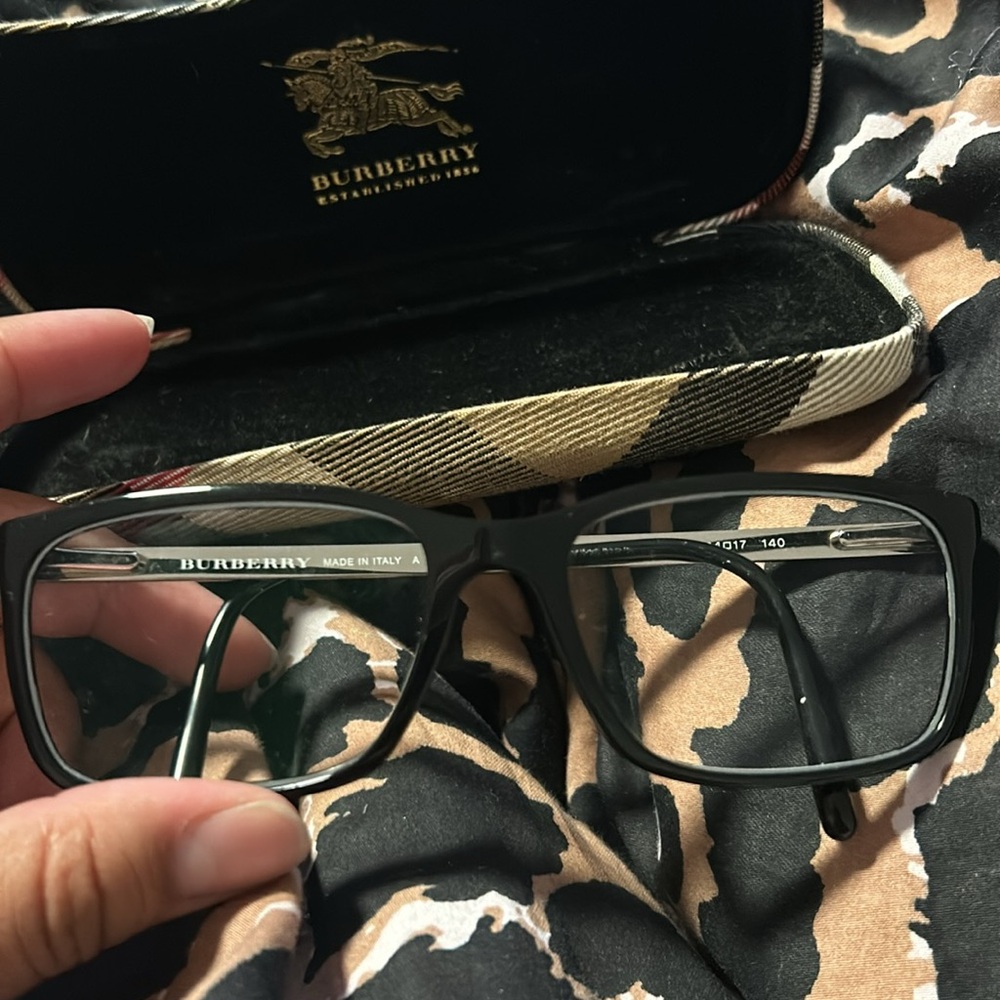 Burberry glasses frame - Picture 7 of 7
